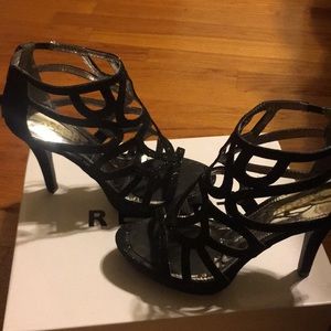 Sparkle black platform heel